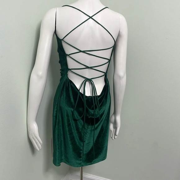 Lucy in the Sky 'Love Affair'  Lace Up Open Back Emerald Green Velvet Mini Dress - Picture 8 of 10